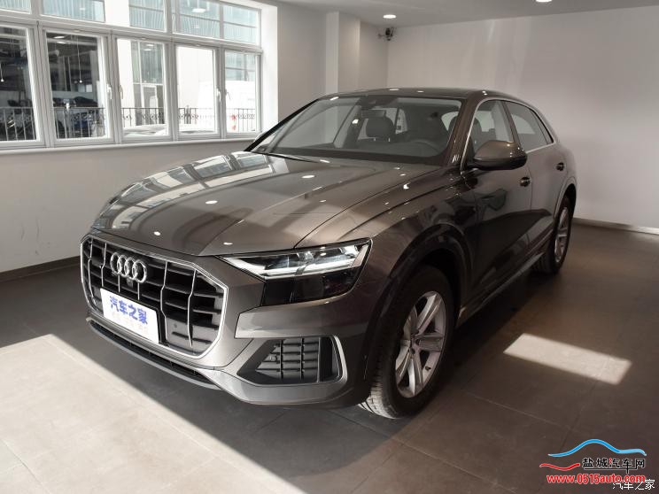 奥迪(进口) 奥迪Q8 2019款 45 TFSI 豪华致雅型