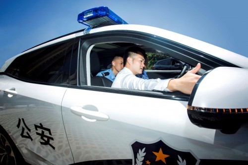 拔得头筹，VV7赢得交警队公务车采购订单